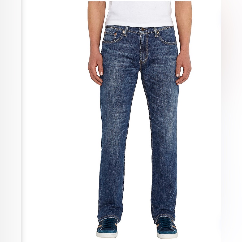 Levi’s 559 Men’s Size 46/34 Relaxed Straight Leg Fit Denim Jeans, Medium Wash